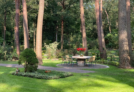 j-gruener-raum-der-erinnerung-lauheide.jpg
